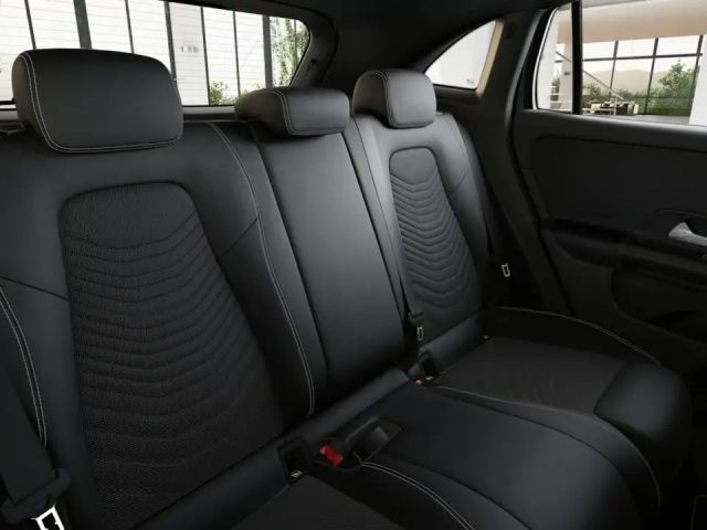 Mercedes-Benz GLA 200 GLA 200 VOR.-DISTRO+KAMERA+SITZHZ+SPUR/BREMS+LED