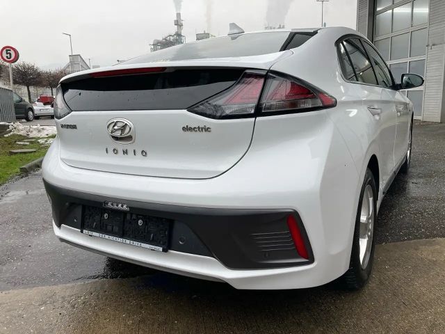 Hyundai Ioniq Electric