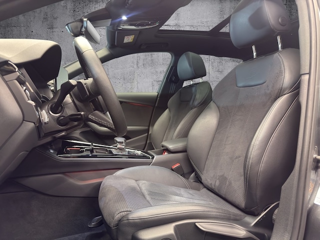 Audi A4 40 TDI Avant S-Line S-Tronic