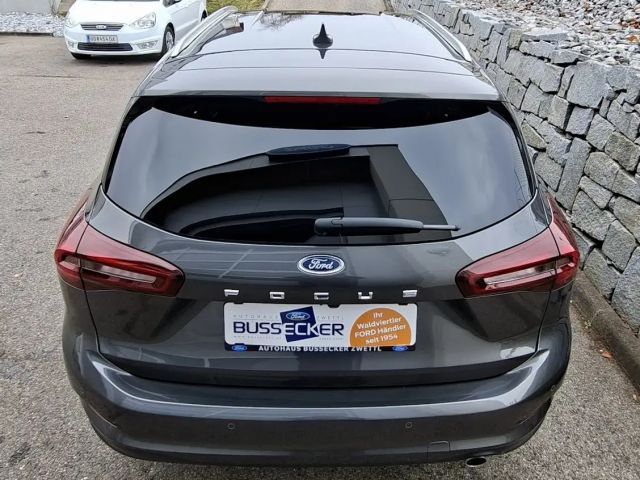 Ford Focus Titanium Wagon