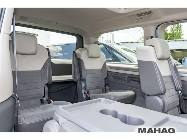 Volkswagen Multivan Life T7