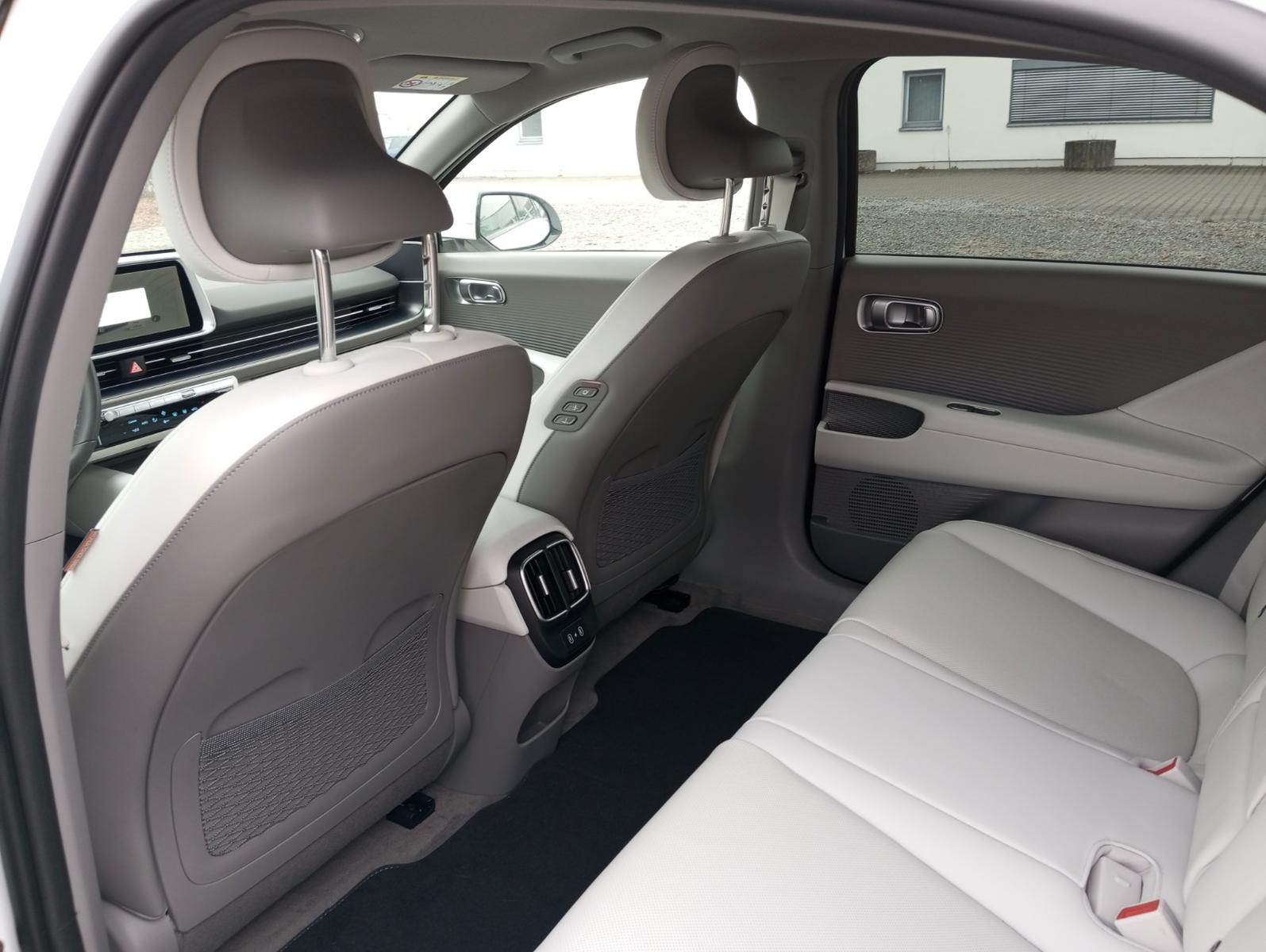 Hyundai IONIQ 6 4WD UNIQ Vierwielaandrijving