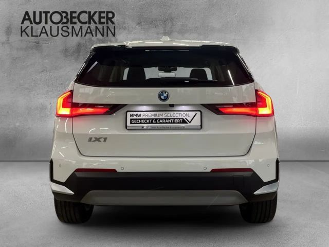 BMW iX1 xDrive30