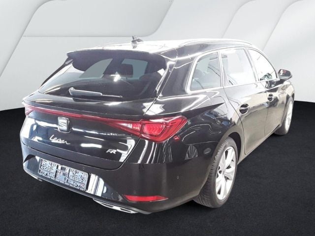 Seat Leon 1.5 eTSI DSG FR-lijn Sportstourer