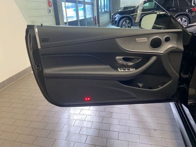 Mercedes-Benz E 300 Cabriolet