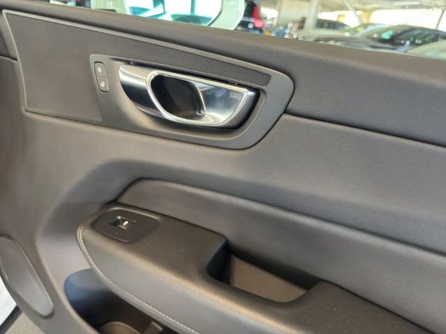 Volvo XC60 AWD Geartronic Momentum