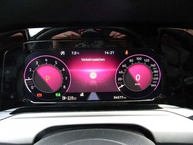 Volkswagen Golf DSG Golf VIII Life Variant