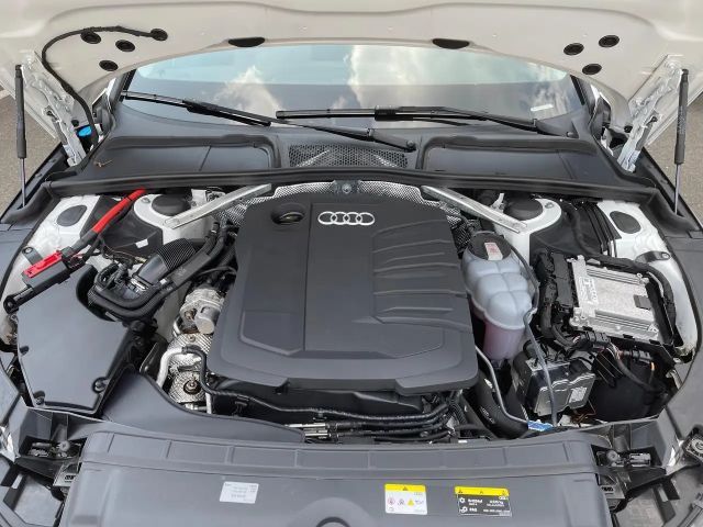 Audi A4 40 TDI Avant S-Line