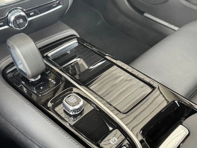 Volvo V60 Dark Recharge T6 Ultra