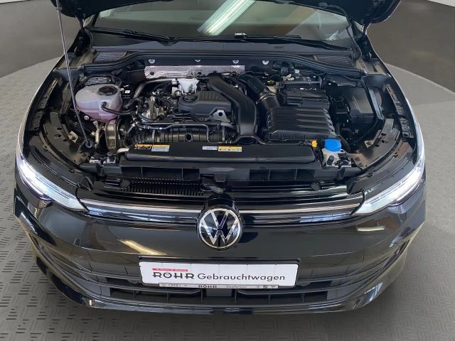 Volkswagen Golf 1.5 TSI BMT Golf VIII