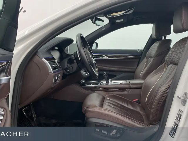 BMW 740 M-Sport Sedan xDrive