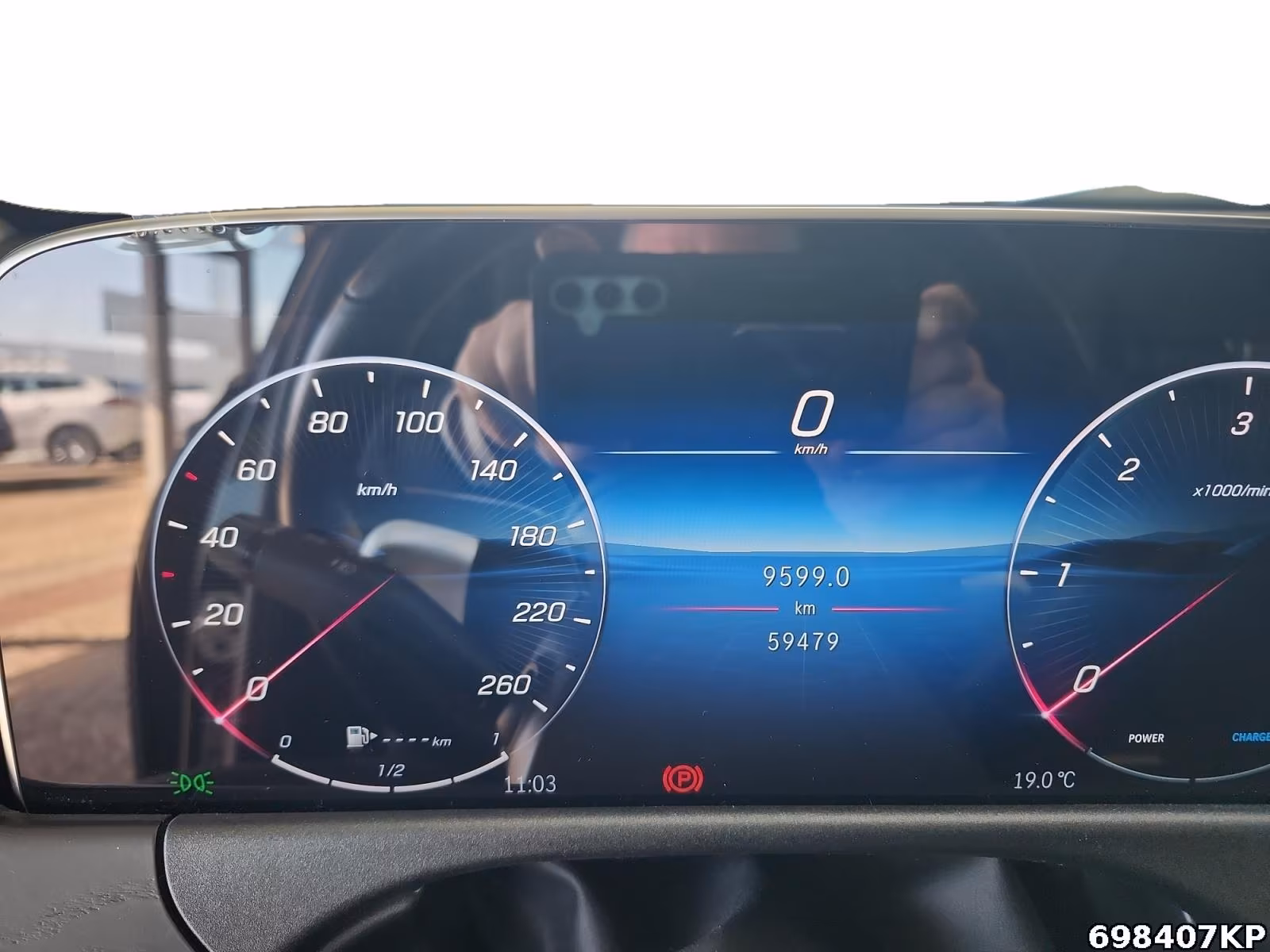 Mercedes-Benz E 220 AVANTGARDE E 220 d Sedan