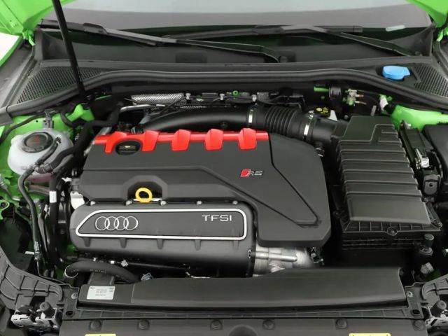 Audi RS3 Quattro S-Tronic Sedan