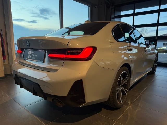 BMW 320 320e M-Sport Sedan