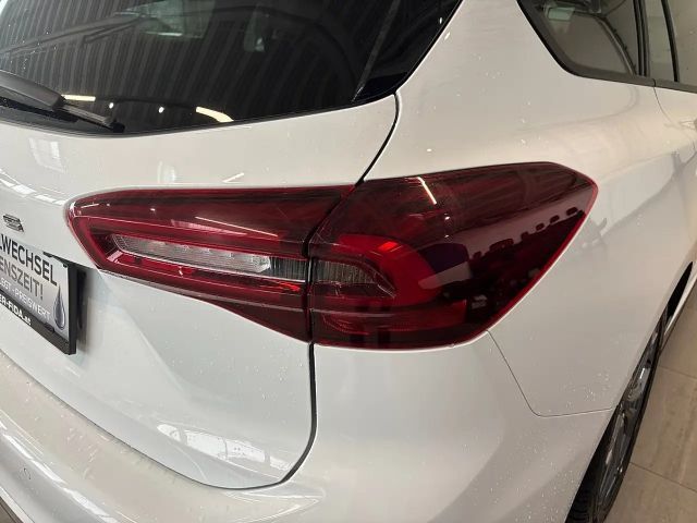 Ford Focus ST Line Wagon