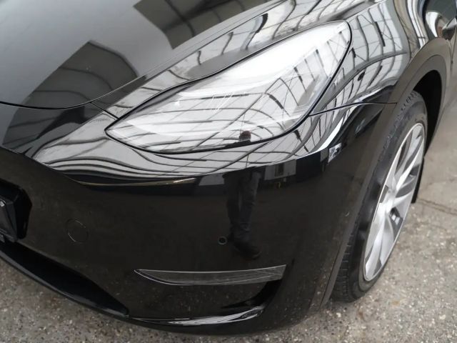 Tesla Model Y AWD Long Range