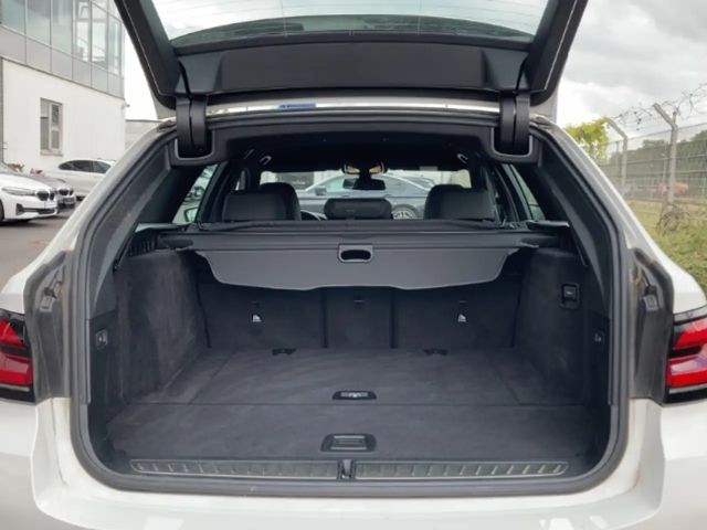 BMW 520 520d M-Sport Touring