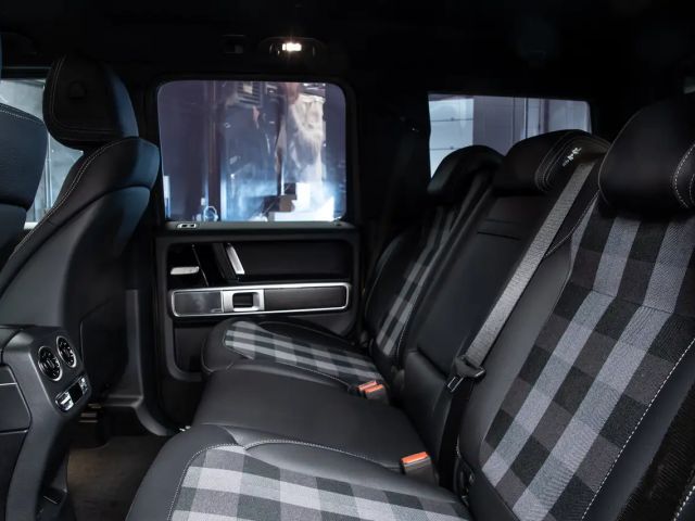 Mercedes-Benz G 450 G450d STRONGER THAN THE 1980s 1 of 460