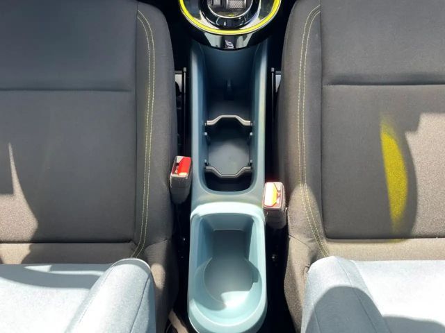 Fiat Grande Panda Icon+AUTOMATIK+NAVI+KAMERA+CARPLAY+PDC+DAB+