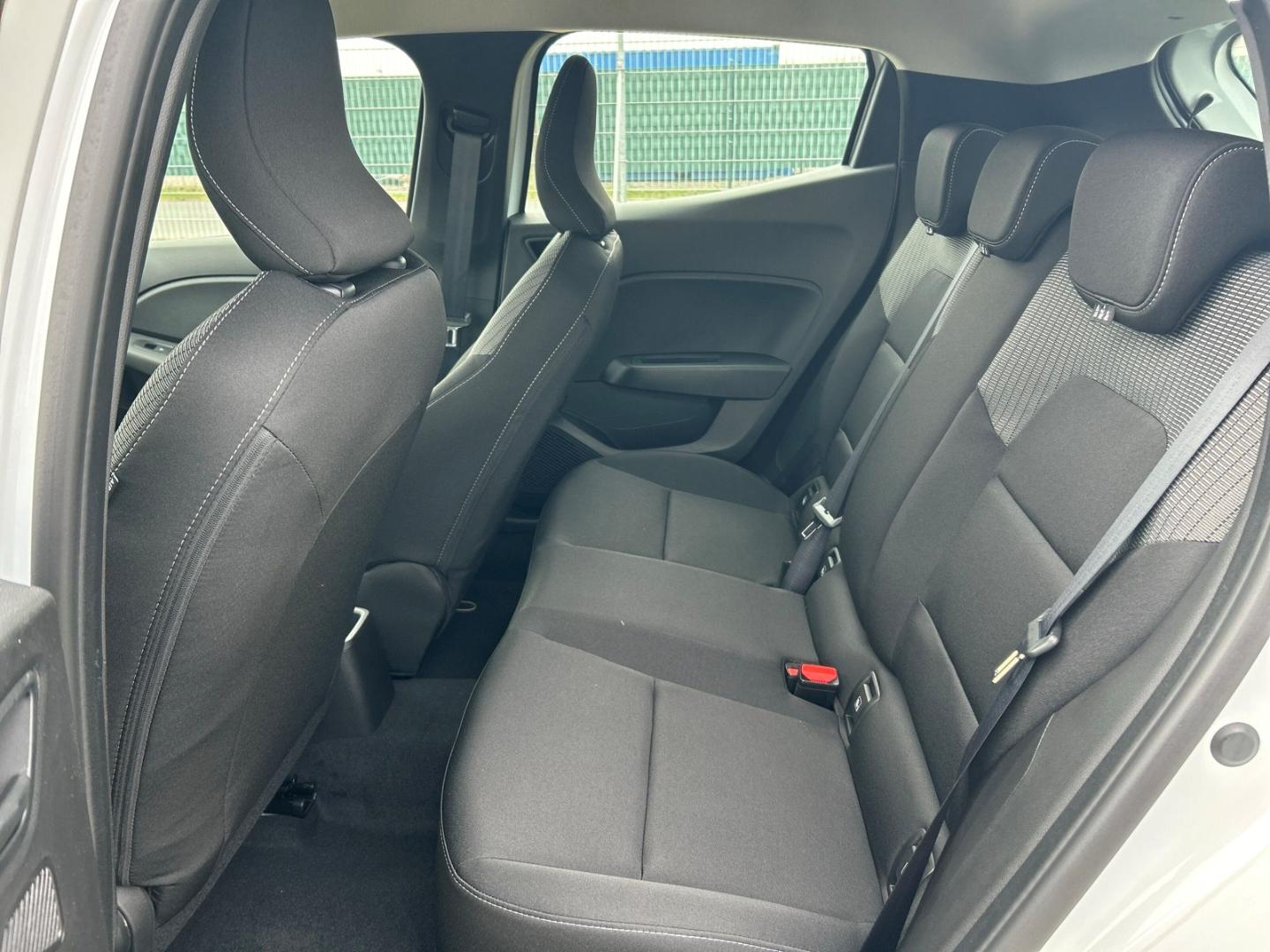 Mitsubishi Colt 1,0l BASIS / UPE: 19.280,- € / LED GRA FULL