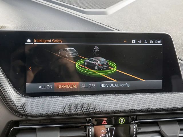 BMW 120 120i Sedan Sport Line