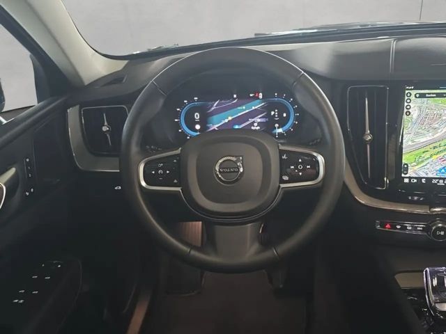 Volvo XC60 AWD Dark Plus