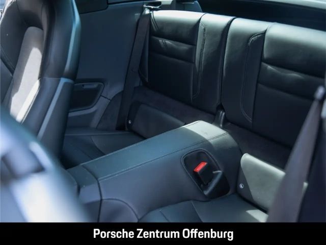 Porsche 992 4 Coupé Targa