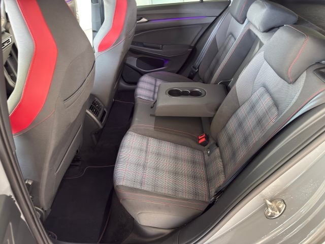 Volkswagen Golf 2.0 TSI Golf VIII