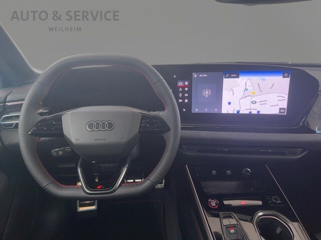 Audi A6 Avant Quattro S-Tronic