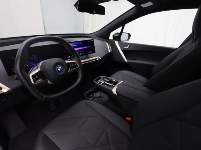 BMW iX 50 - SKY LOUNGE - SPORTPACK
