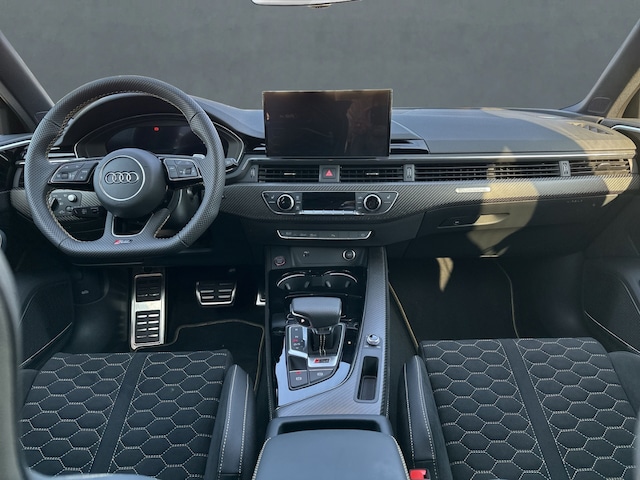 Audi RS4 Avant Quattro