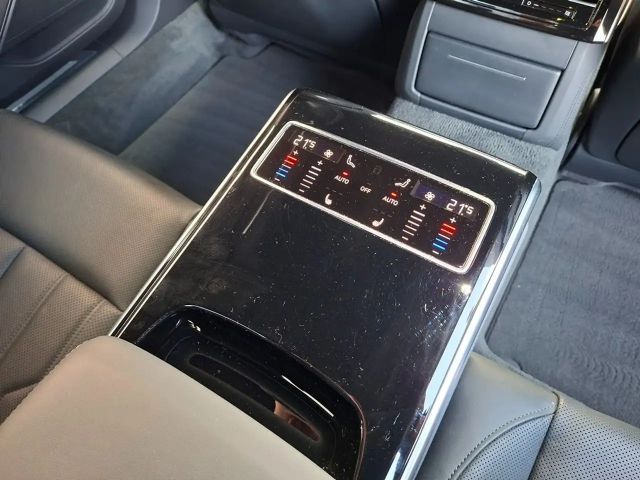 Audi A8 60 TFSI Hybride Lang Quattro