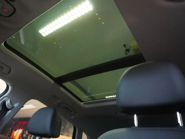 Audi e-tron Business Quattro