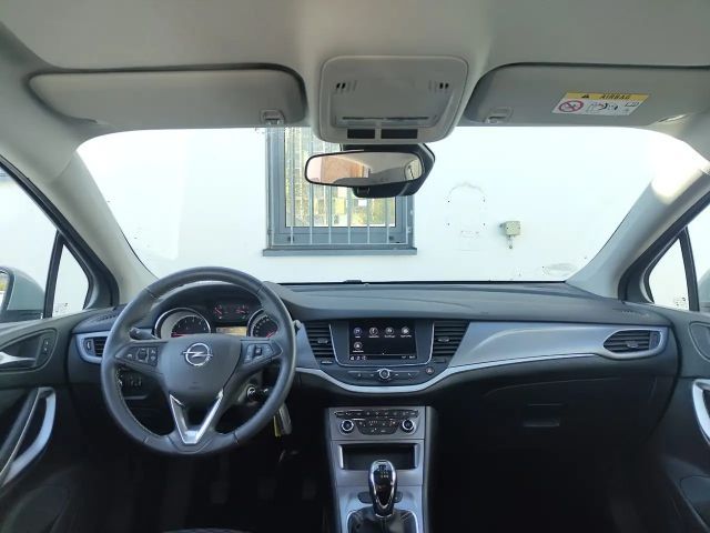 Opel Astra Edition