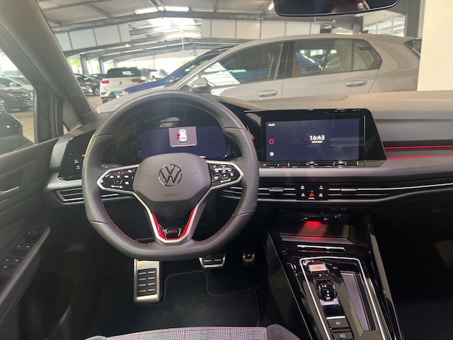 Volkswagen Golf 2.0 TSI GTI