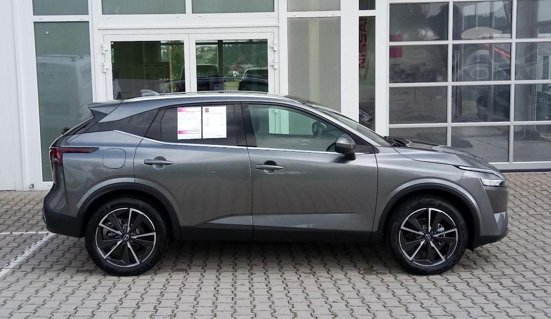 Nissan Qashqai AWD DIG-T Tekna