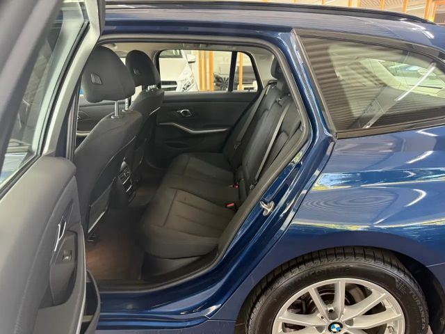 BMW 318 318d Touring