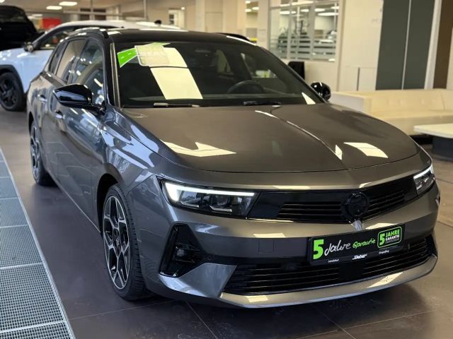 Opel Astra Sports Tourer Ultimate