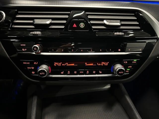 BMW 520 520d M-Sport Touring