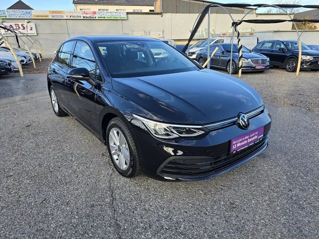 Volkswagen Golf 1.5 eTSI DSG Life