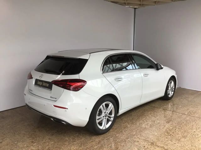 Mercedes-Benz A 220 4MATIC Progressive