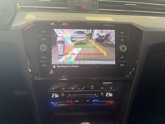 Volkswagen Passat 2.0 TDI Business DSG Variant