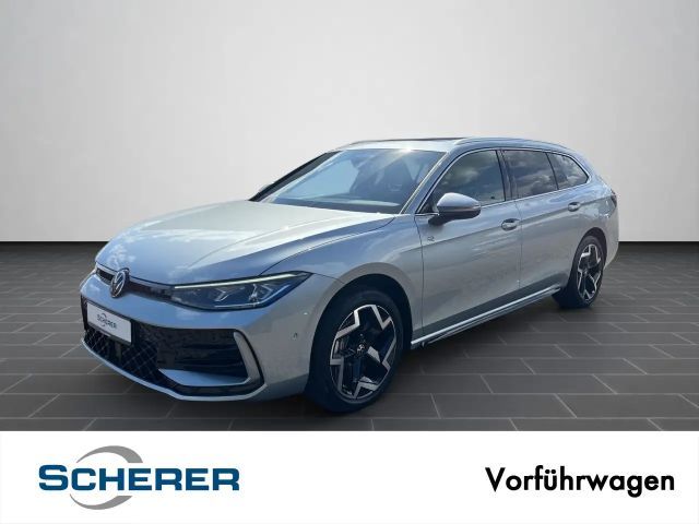 Volkswagen Passat IQ.Drive R-Line