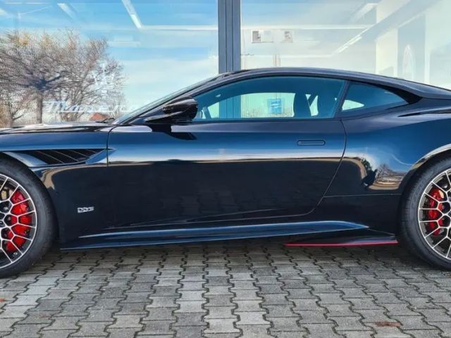 Aston Martin DBS V12