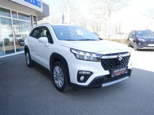 Suzuki S-Cross AllGrip Hybrid