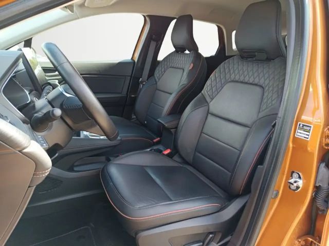 Renault Captur E-Tech Initiale Paris