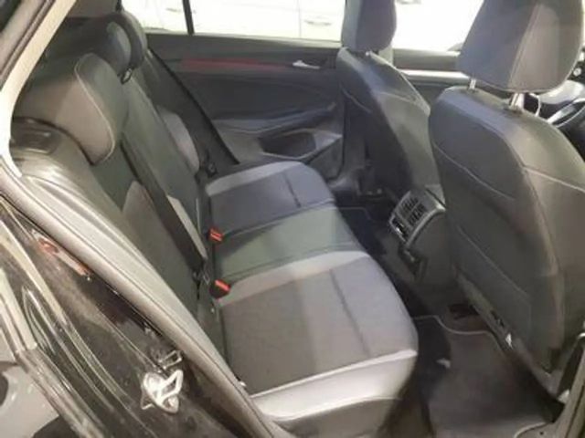 Volkswagen Golf 2.0 TDI DSG Golf VIII