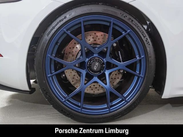 Porsche Cayman 718 RS