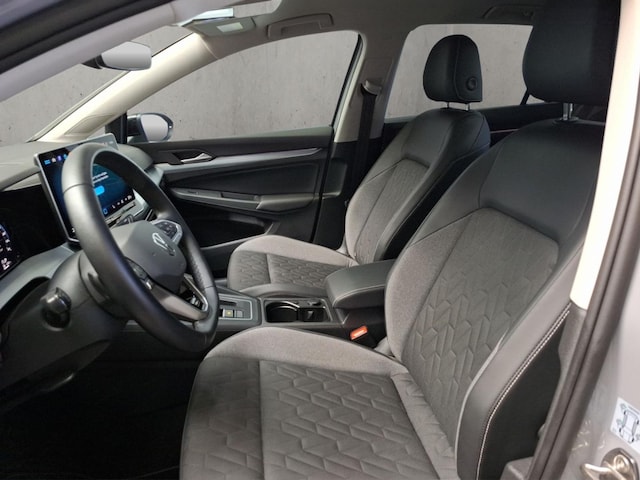 Volkswagen Golf DSG Life