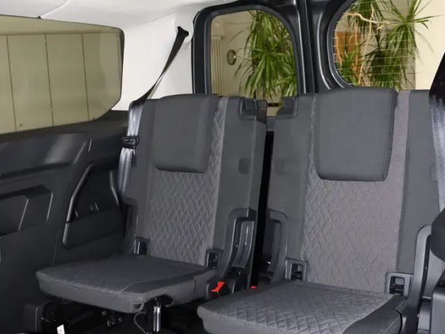 Volkswagen Caddy 1.5 TSI DSG Life Maxi